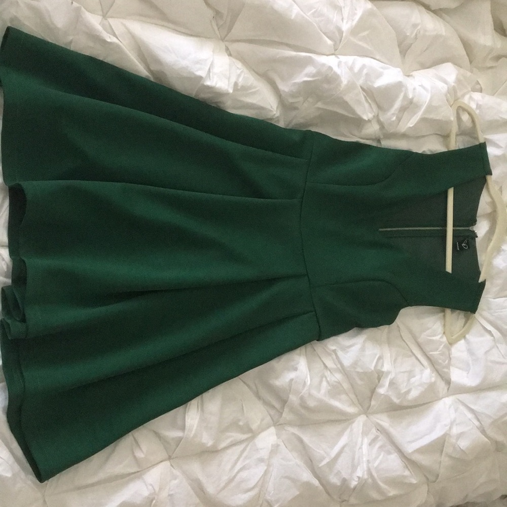 Emerald green zip back dress